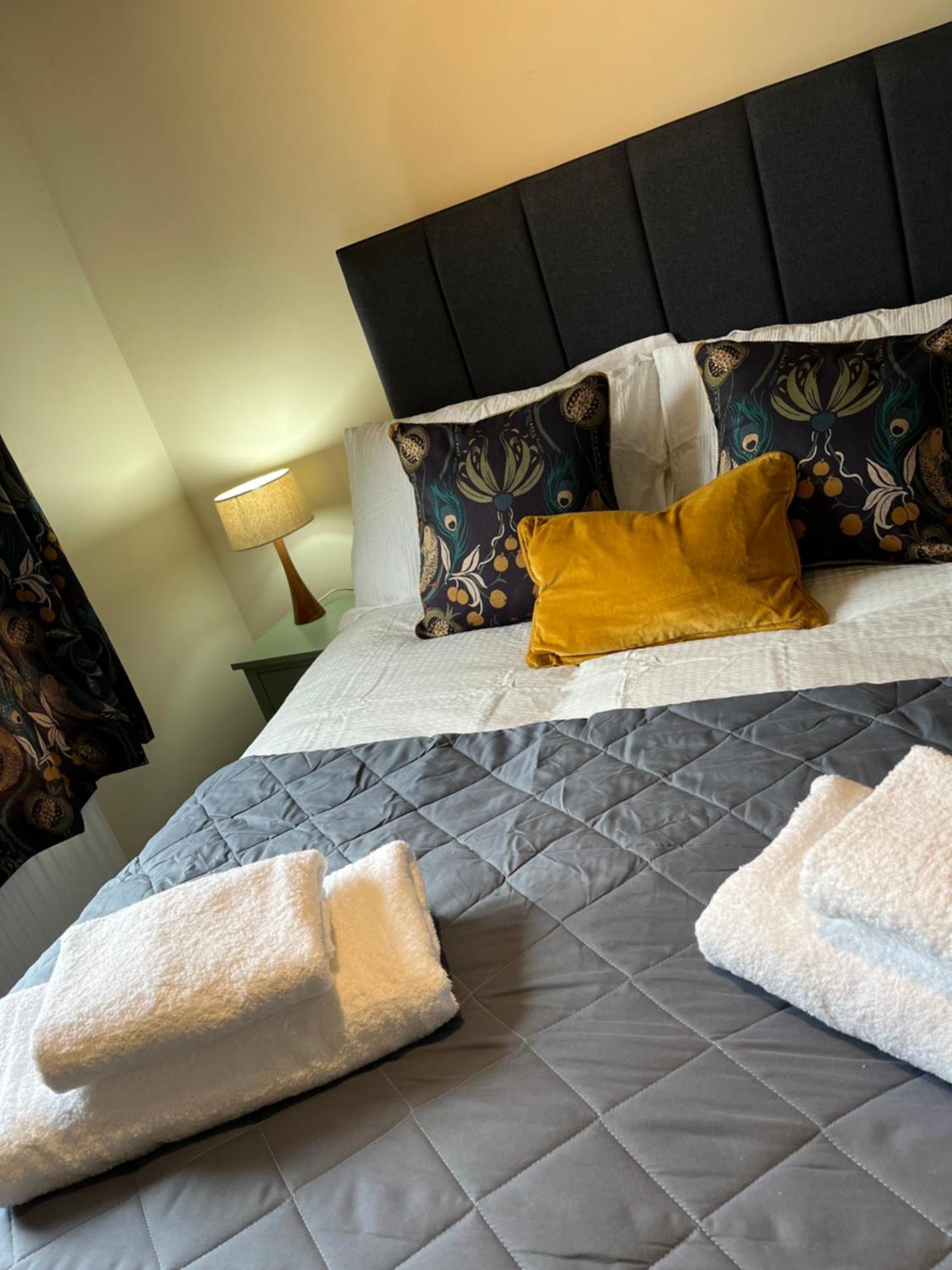 Hare And Hounds Otel Foulridge Dış mekan fotoğraf